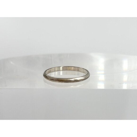 Minimalist Style Wedding Band B925 Sterling Silver Vintage Ring - sz 8 - Picture 6 of 10